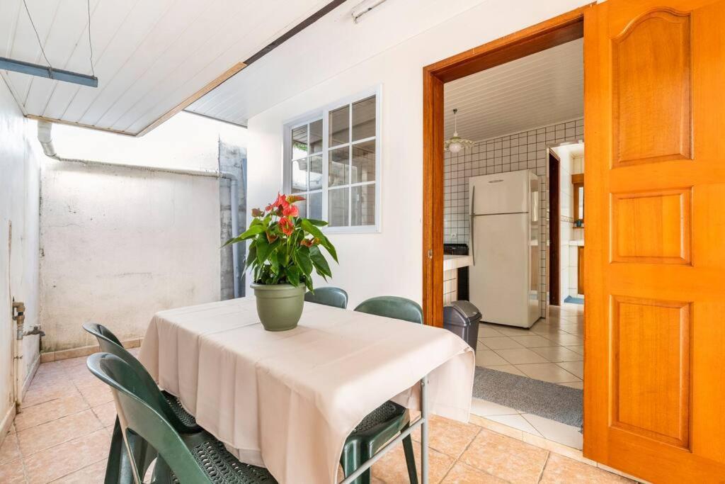 Chaine Lodge Maison Entiere Free Parking & Wifi 3Min De L'Aeroport Faaa Exterior photo